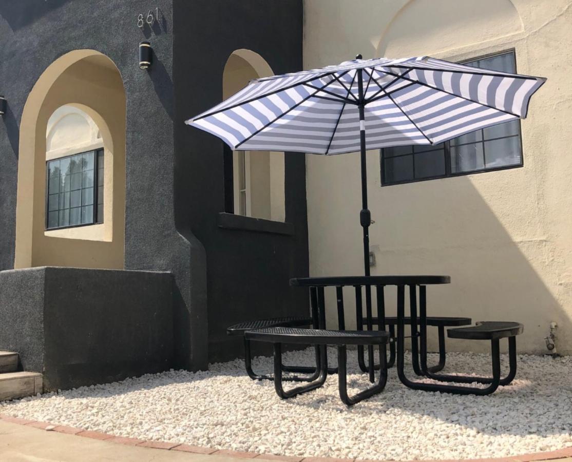 8Th And Ardmore Los Angeles Exterior photo